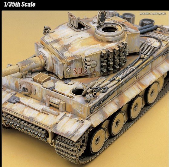 1/35 Scale Plastic Model Kit Tiger I WWII Tank Exterior 13264 Academy 1/35 Scale Plastic Model Kit Tiger I WWII Tank Exterior 13264 Academy