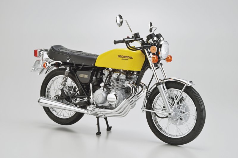 Aoshima 1/12 Scale Model Bike (28) Kit Honda CB400 Four I/II