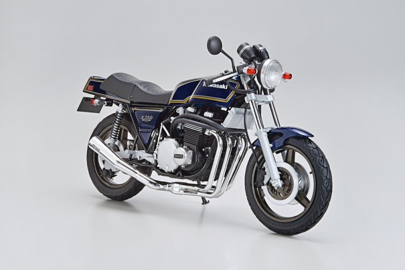 Maquette Moto 1/12 Aoshima - Kawasaki Zephyr X (Ref 07) - Kit Naked Bike - Offre Groupée