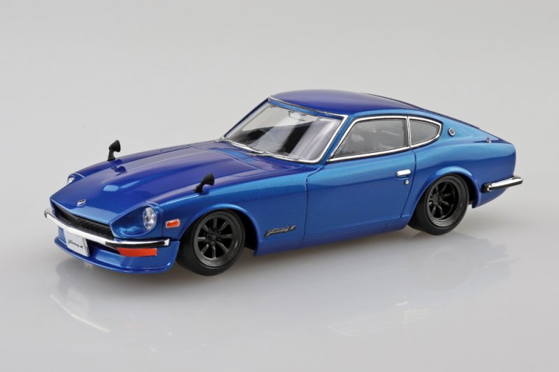 Aoshima 1/32 Model Car Snap Kit 15CU-BE Nissan S30 240Z Fairlady Z