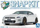 Aoshima 20411 - 1/32 Nissan R35 Nissan GT-R 2024 Custom Wheel (Brilliant White Pearl) The Snap Kit 03CU-BW