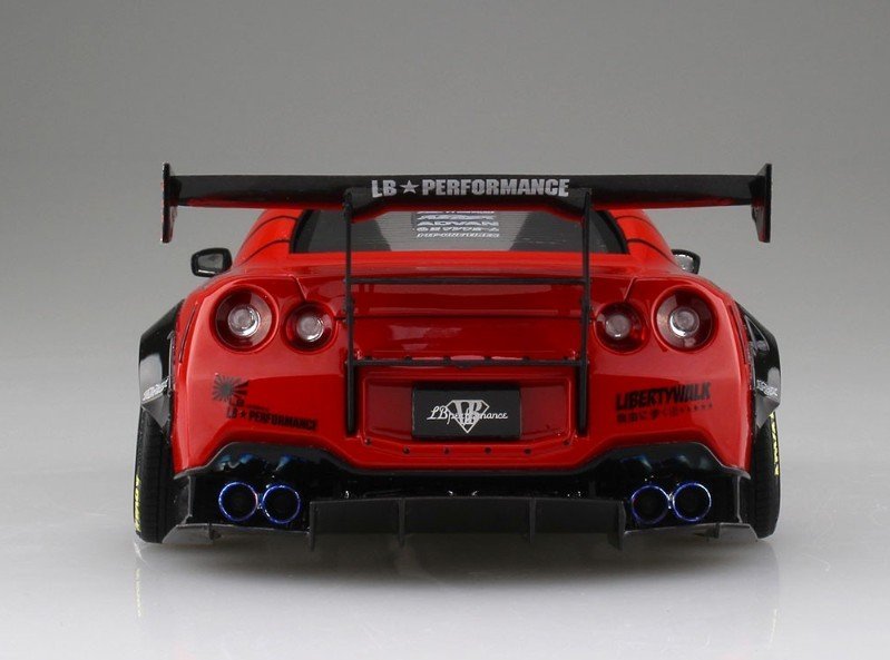 Aoshima 05592 - 1/24 LB Works R35 GT-R Type 2 Ver.2 Liberty Walk No.13