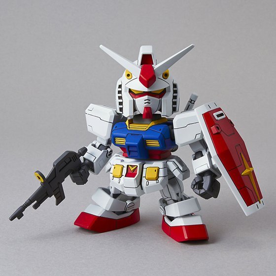Bandai 5065615 SD Gundam EX-STANDARD RX-78-2 Model Kit