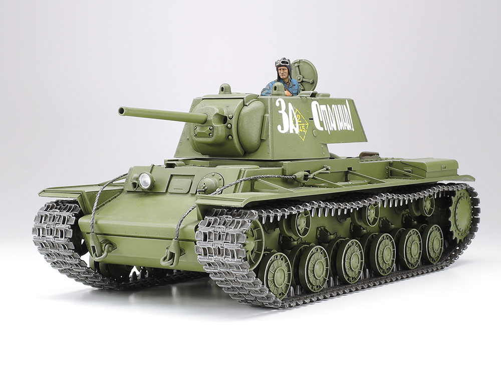 Tamiya 35372 1/35 Model Kit WWII Russian Heavy Tank KV-1 1941