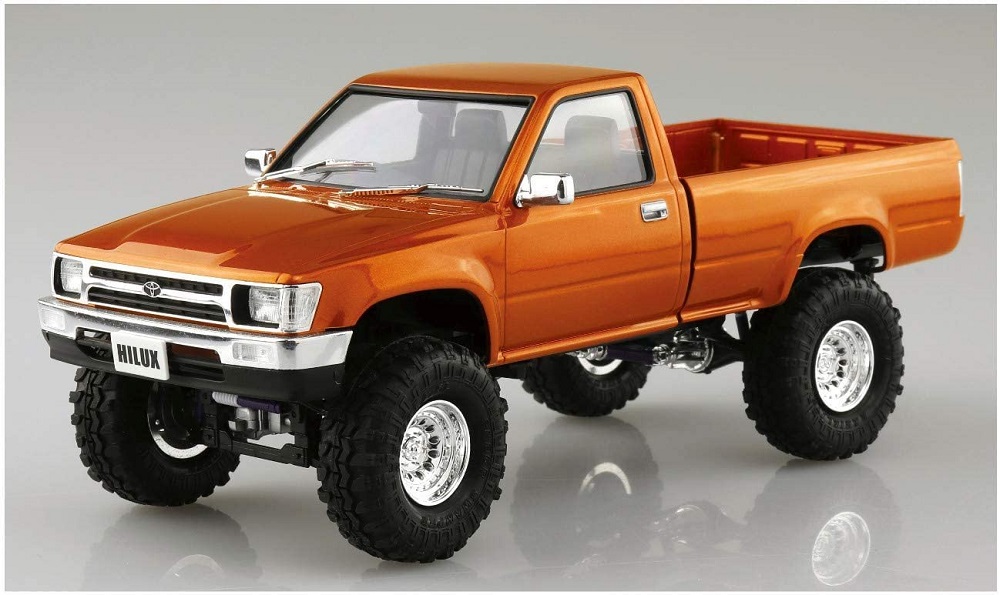 Aoshima 1/24 The Tuned Car(65)Model Kit Toyota RN80 Hilux High