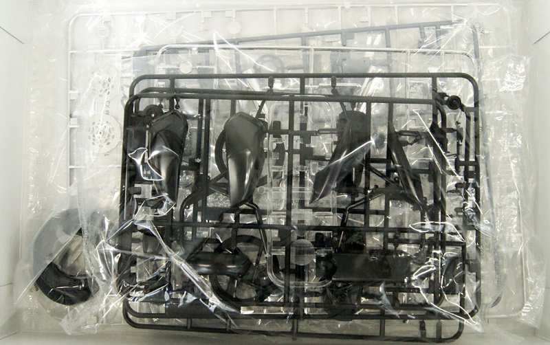 Aoshima 1/12 Scale Model Motorcycles Bike Kit Yamaha 4HM XJR400