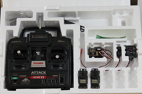 フタバ ATTACK 4WD T4VWD 送信機 受信機（AM 27MHz） フタバ ATTACK 4WD T4VWD 送信機 受信機（AM 27MHz）