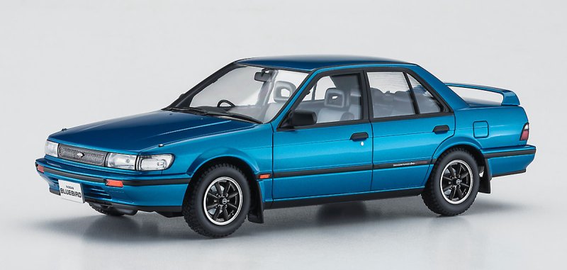 Hasegawa 20562 1/24 Model Car Kit Nissan Bluebird U12 SSS-Attesa w