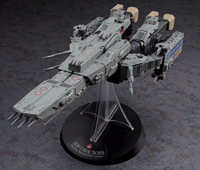 Hasegawa MC05 - 1/4000 SDF-1 Macross Movie Edition Review