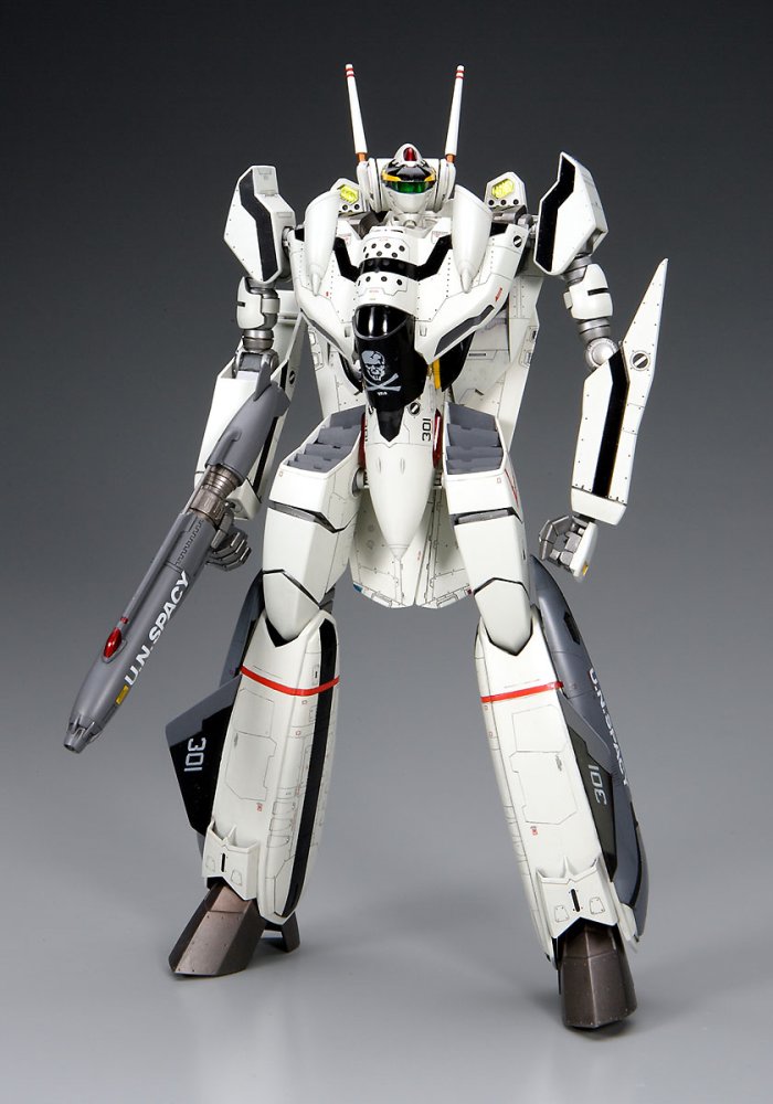 Hasegawa 65720 1/72 Scale Model Kit Macross Zero VF-0A/S Battroid