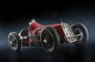 Italeri 4702 1/12 Scale Fiat 806 Grand Prix Model Kit