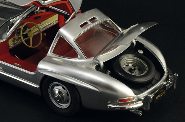 ITALERI メルセデス・ベンツ 300 SL CABRIO 1/16 Amazon.com: Italeri 3612S 3612S-1:16 Mercedes-Benz 300 SL