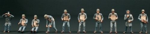 Italeri 5607 - 1/35 Schnellboot Crew