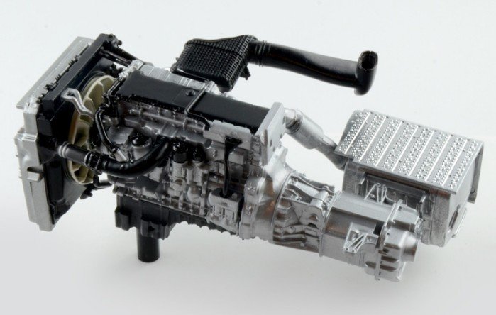 Italeri 3905 - 1/24 Mercedes-Benz Actros MP4 Gigaspace Model Kit