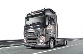Italeri 3940 - 1/24 Volvo FH4 Globetrotter XL Model Kit