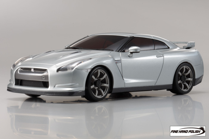 Kyosho 30572S - 1/27 MINI-Z AWD MA-010 - NISSAN GT-R - Ultimate Metal Silver