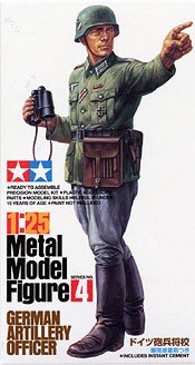 Tamiya 89627 - 1/25 No.4 Metal Figure German Artillery Officer