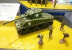 Tamiya 25175 - 1/35 U.S. Tank M4A3E8 Sherman Easy Eight (w/Figure 4pcs)