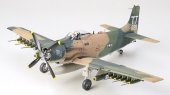 Tamiya 61073 - 1/48 Douglas Skyraider A-1J \'US Air Force