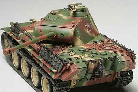TAMIYA 32520 German Panther Tank Type G 1:48 Military Model Kit 