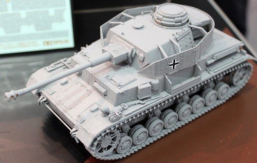 Tamiya 12650 – Stickers Zimmerit En Relief Pour Panzer IV Ausf. J 1/35, Maquette Facile Et Réaliste