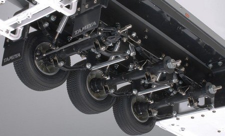 Tamiya 56319 1/14 Scale RC Tractor Truck 3-Axle Reefer Semi