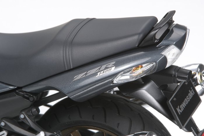 Tamiya 14111 Kawasaki ZZR 1400 1/12 Scale Kit for sale online 