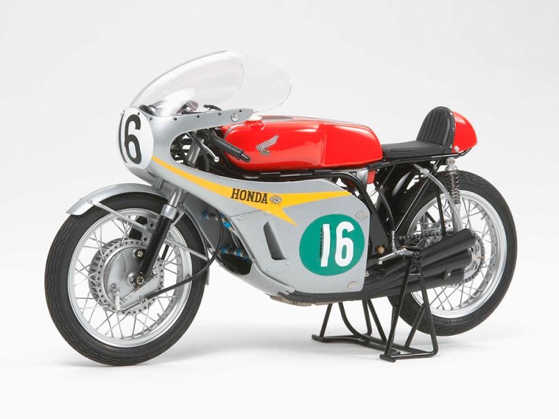 Tamiya 14113 - 1/12 Scale Premium Model Honda RC166 GP Racer 1966 wolrld Champion Winner