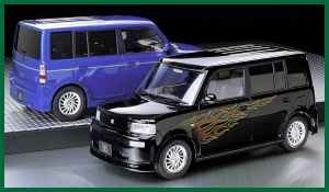 Tamiya 24224 - 1/24 Scale Toyota bB Model Kit