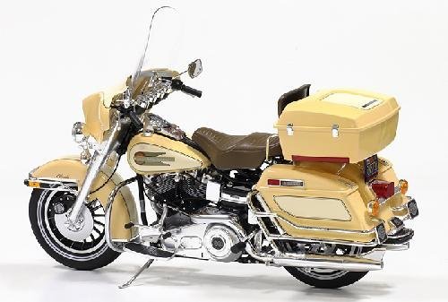 Tamiya 16040 - 1/6 Harley-Davidson FLH Classic Model Kit