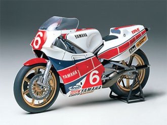 Tamiya 21055 - 1/12 Yamaha YZR500 OW70 Taira Edition Model Kit