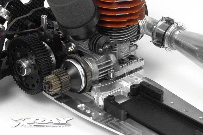 XRAY 338713 ALU MONOBLOCK ENGINE MOUNT